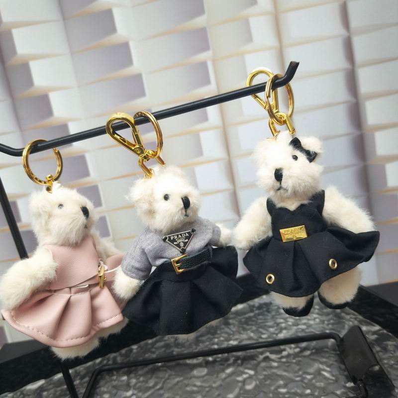 Prada keyring 042902